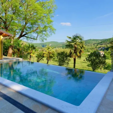Casa Valla By Rent Istria * בוזט