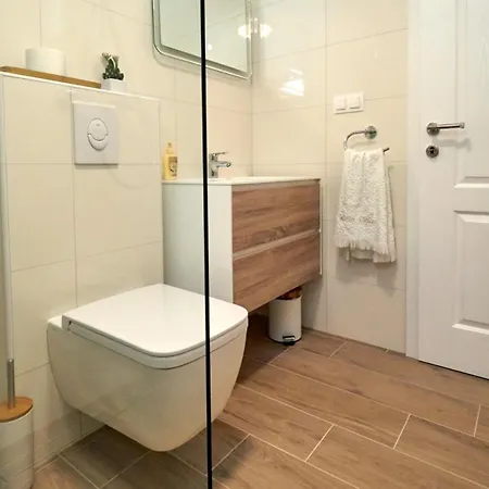 Casa Valla By Rent Istria * בוזט