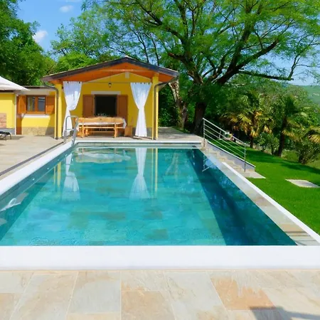 Casa Valla By Rent Istria בית נופש